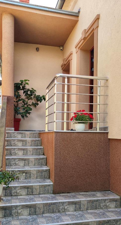 Apartments Nana Golubac Bagian luar foto